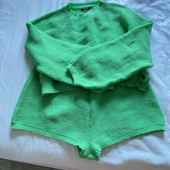 Sweater shorts set - Picture 2 of 5